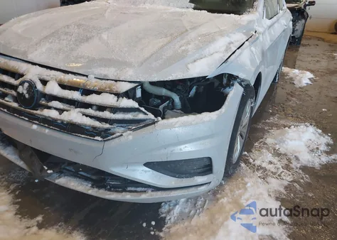 2019 Volkswagen Jetta 1.4T R-Line/1.4T S/1.4T Se из США, поврежденный, VIN 3VWC57BU7KM074228